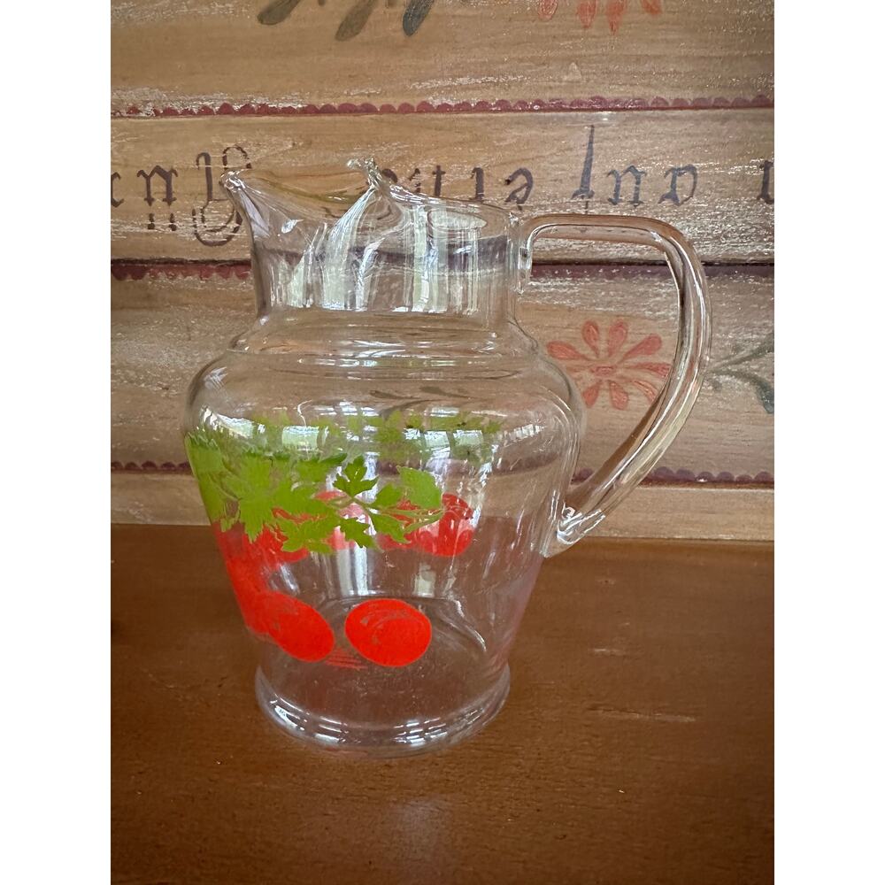 Retro Tomato Pitcher, Bloody Mary pitcher, Ice lip pitcher, Retro Glassware